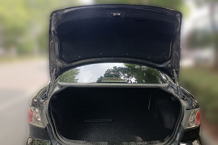 Used Mazda 6 2011 2.0L Automatic Luxury Version Trunk
