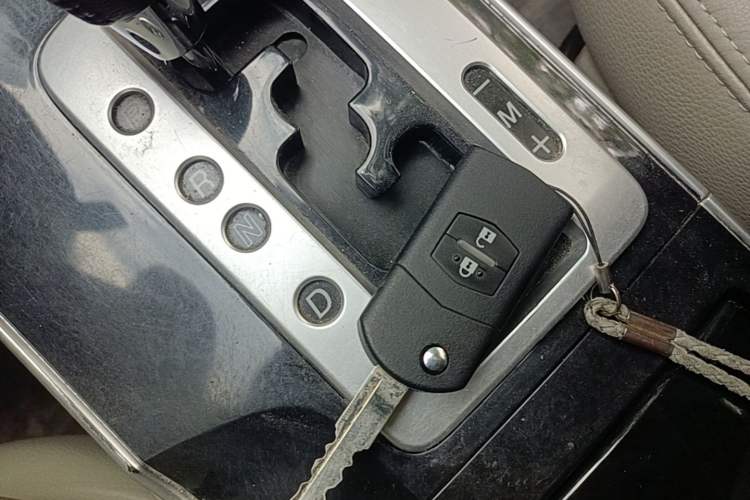 Used Mazda 6 2011 2.0L Automatic Luxury Version Vehicle Key