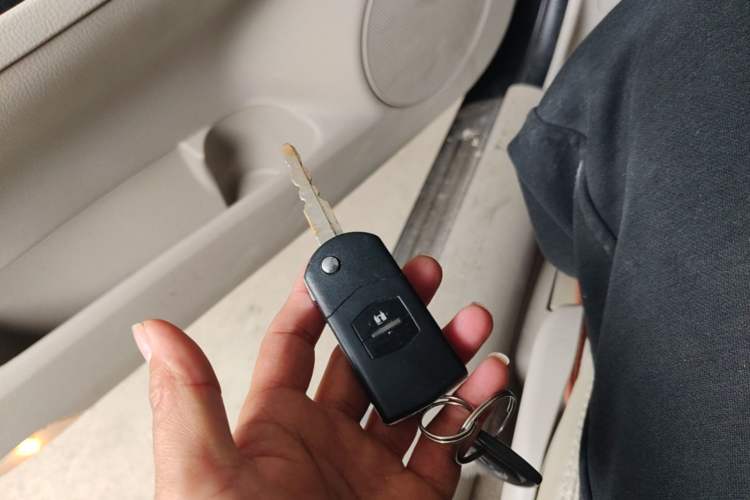 Used Mazda 6 2011 2.0L Manual Trim Vehicle Key