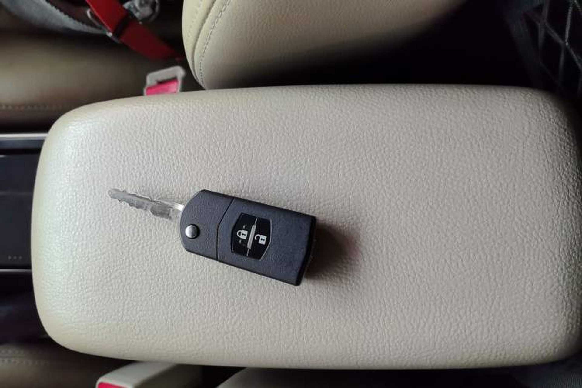 Used Mazda 6 2011 2.0L Automatic Luxury Version Vehicle Key