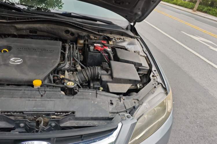 Used Mazda 6 2011 2.0L Automatic Luxury Version Engine Bay Left