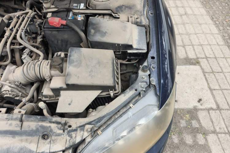 Used Mazda 6 2011 2.0L Automatic Fashion Edition Engine Bay Left