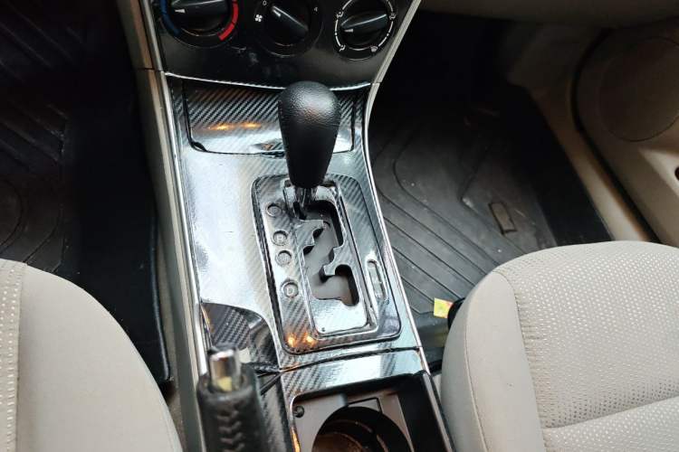 Used Mazda 6 2011 2.0L Automatic Fashion Edition Gear Lever