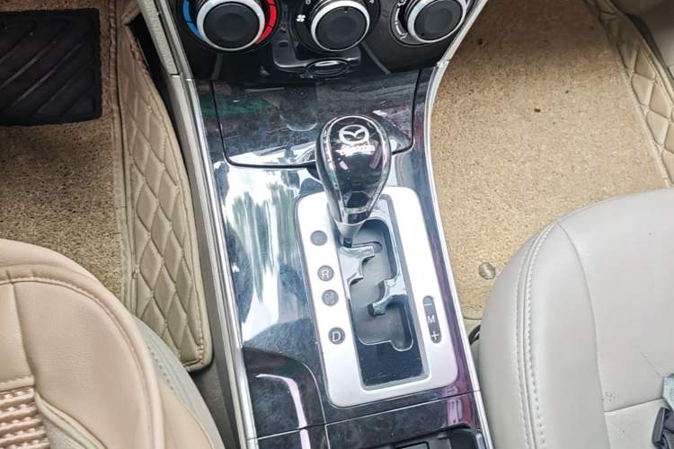 Used Mazda 6 2011 2.0L Automatic Fashion Edition Gear Lever
