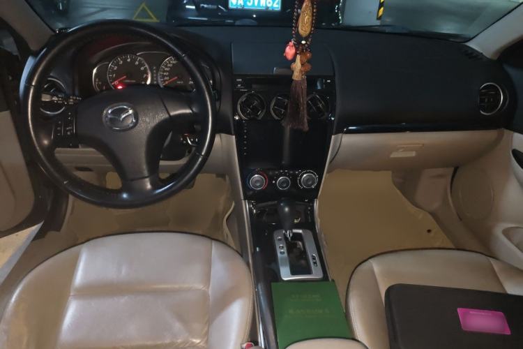 Used Mazda 6 2011 2.0L Automatic Fashion Edition Center Console