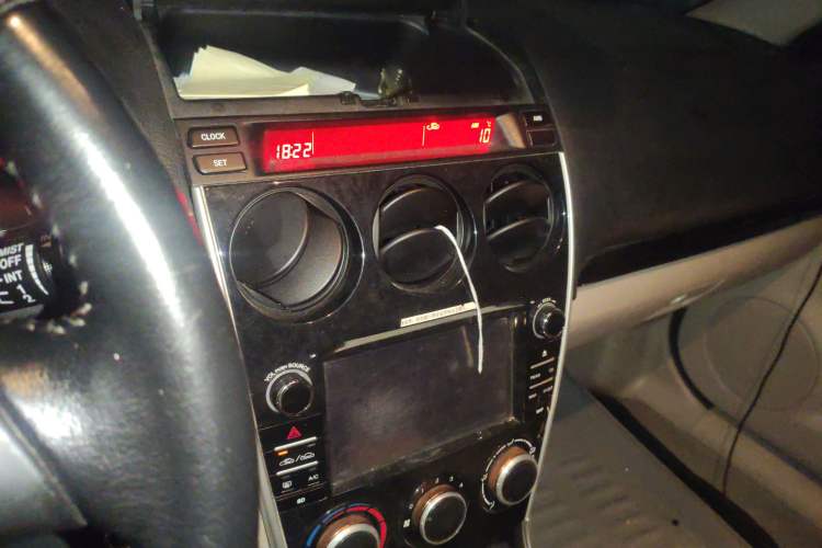 Used Mazda 6 2011 2.0L Automatic Fashion Edition Audio And AC Panel