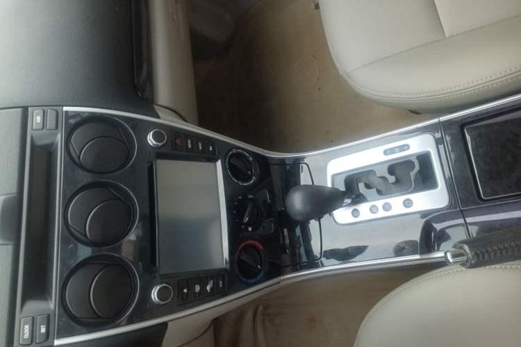 Used Mazda 6 2011 2.0L Automatic Fashion Edition Audio And AC Panel