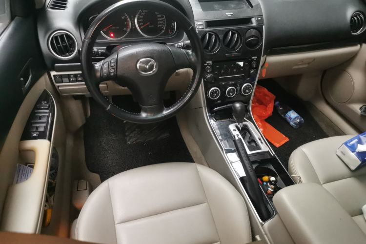 Used Mazda 6 2011 2.0L Automatic Fashion Edition Center Console