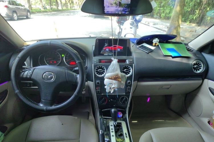 Used Mazda 6 2011 2.0L Automatic Fashion Edition Center Console