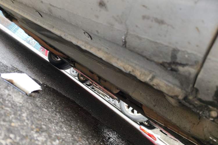 Used Mazda 6 2011 2.0L Automatic Fashion Edition Chassis Front Right
