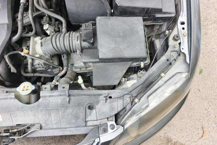Used Mazda 6 2011 2.0L Automatic Fashion Edition Engine Bay Left
