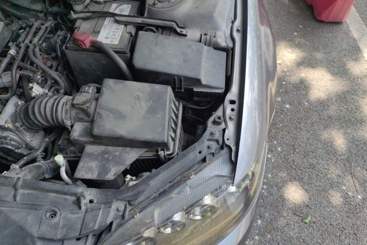 Used Mazda 6 2011 2.0L Automatic Fashion Edition Engine Bay Left