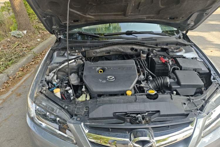 Used Mazda 6 2011 2.0L Automatic Luxury Version Engine Bay Right