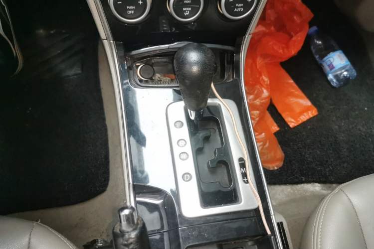 Used Mazda 6 2011 2.0L Automatic Fashion Edition Gear Lever