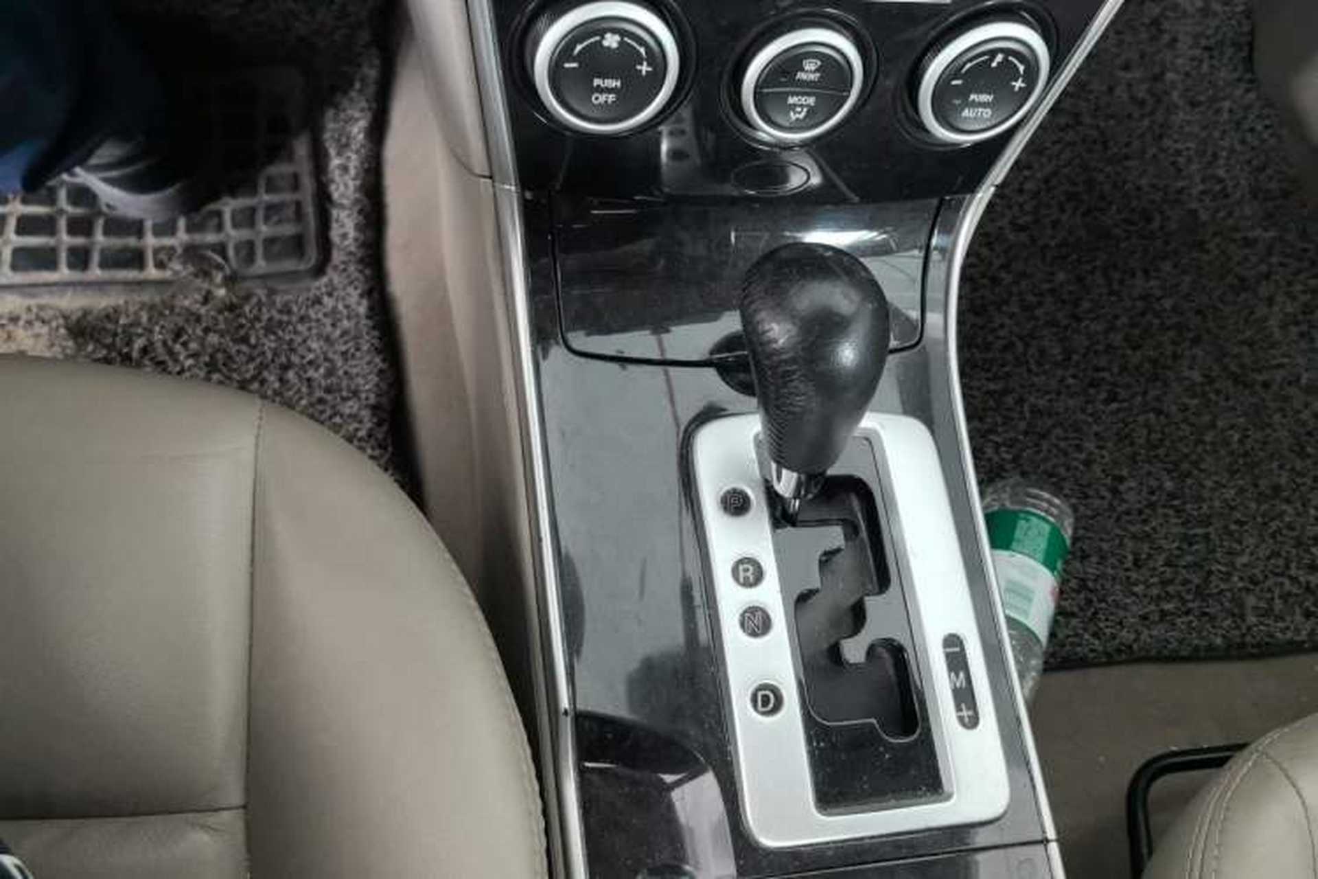 Used Mazda 6 2011 2.0L Automatic Luxury Version Gear Lever