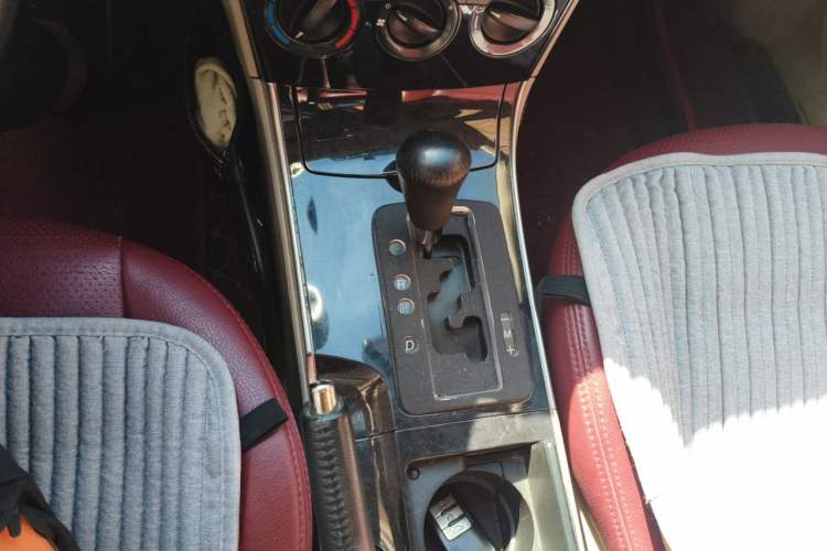 Used Mazda 6 2011 2.0L Automatic Fashion Edition Gear Lever