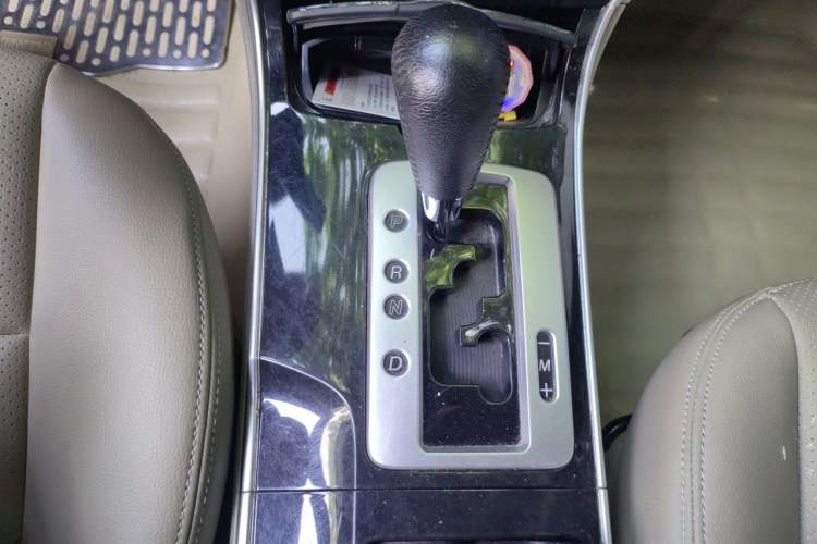 Used Mazda 6 2011 2.0L Automatic Fashion Edition Gear Lever
