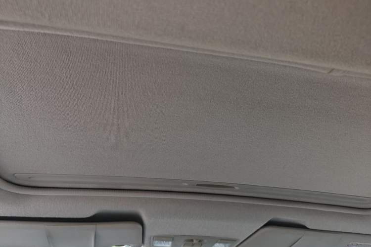 Used Mazda 6 2011 2.0L Automatic Luxury Version Headliner
