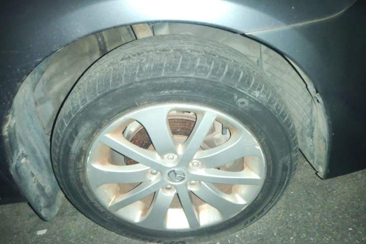 Used Mazda 6 2011 2.0L Automatic Fashion Edition Right Front Wheel Hub