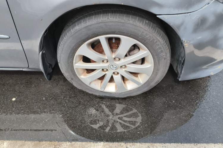 Used Mazda 6 2011 2.0L Automatic Fashion Edition Right Front Wheel Hub