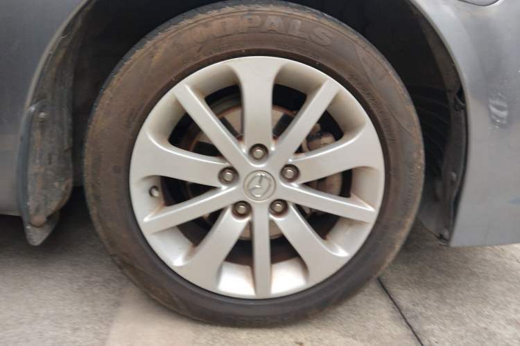 Used Mazda 6 2011 2.0L Automatic Fashion Edition Right Front Wheel Hub