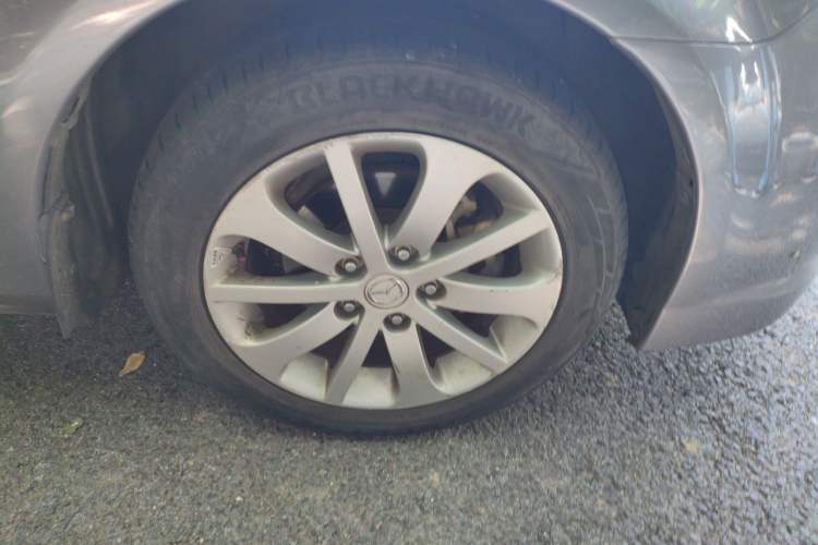 Used Mazda 6 2011 2.0L Automatic Fashion Edition Right Front Wheel Hub
