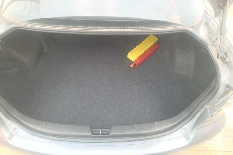 Used Mazda 6 2011 2.0L Automatic Fashion Edition Trunk