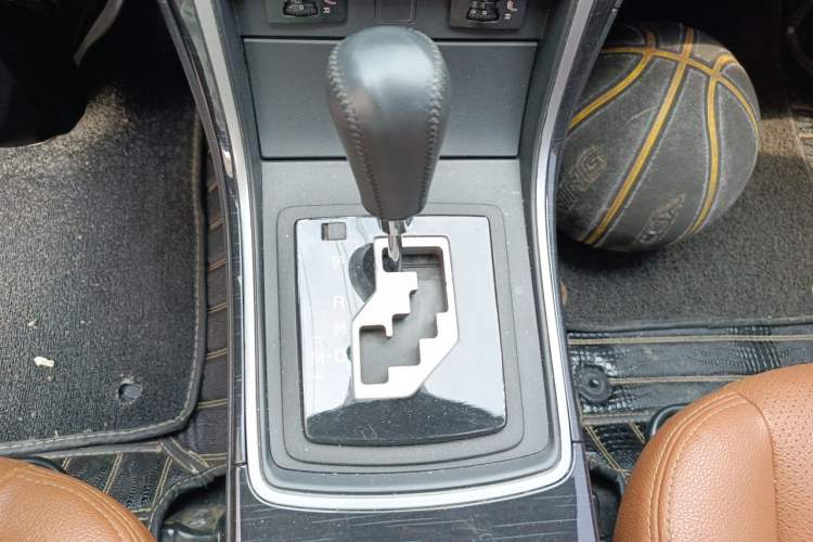Used Mazda 6 2011 2.0L Automatic Elite Edition Gear Lever