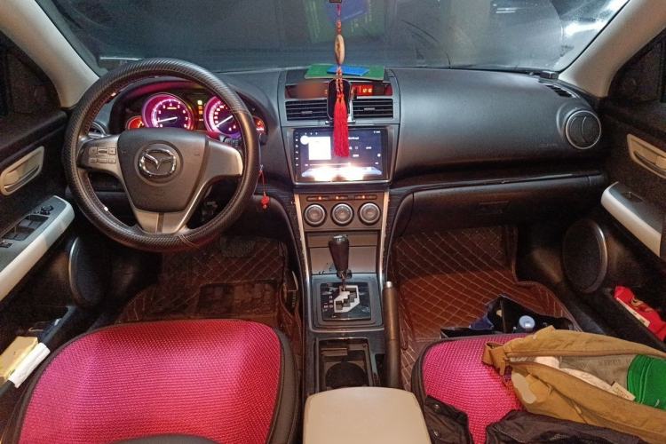Used Mazda 6 2011 2.0L Automatic Elite Edition Center Console