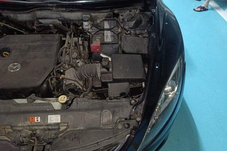 Used Mazda 6 2011 2.0L Automatic Elite Edition Engine Bay Left
