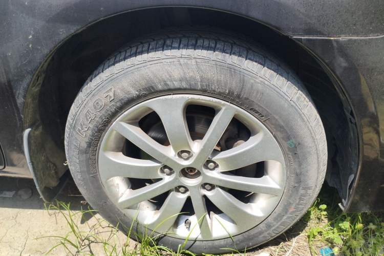 Used Mazda 6 2011 2.0L Automatic Fashion Edition Right Front Wheel Hub