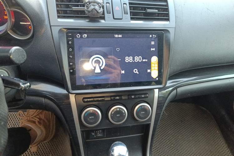 Used Mazda 6 2011 2.0L Automatic Elite Edition Audio And AC Panel