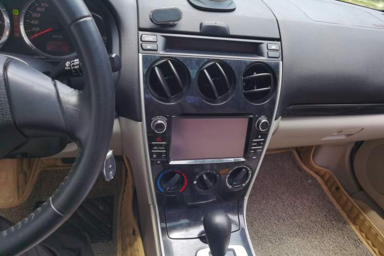 Used Mazda 6 2011 2.0L Automatic Fashion Edition Audio And AC Panel