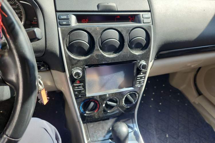 Used Mazda 6 2011 2.0L Automatic Fashion Edition Audio And AC Panel