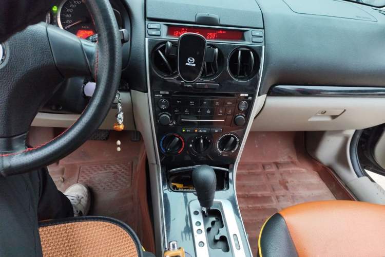 Used Mazda 6 2011 2.0L Automatic Fashion Edition Audio And AC Panel