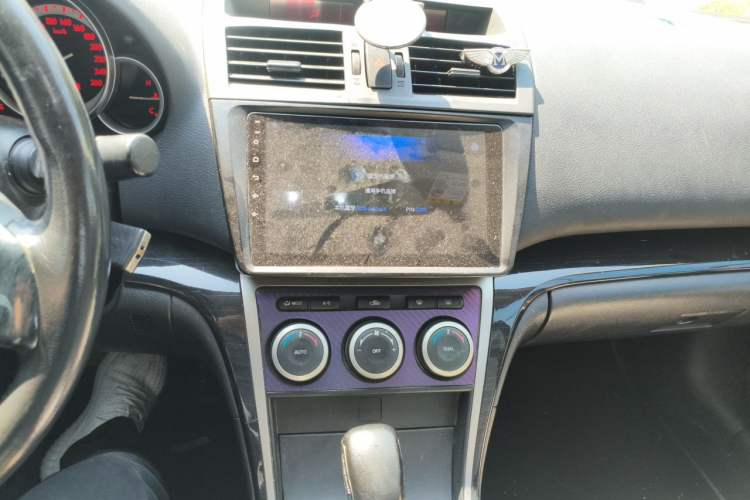 Used Mazda 6 2011 2.0L Automatic Elite Edition Audio And AC Panel