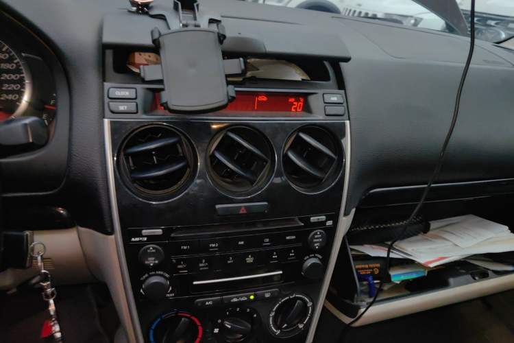 Used Mazda 6 2011 2.0L Automatic Fashion Edition Audio And AC Panel