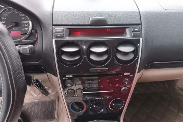 Used Mazda 6 2011 2.0L Automatic Fashion Edition Audio And AC Panel