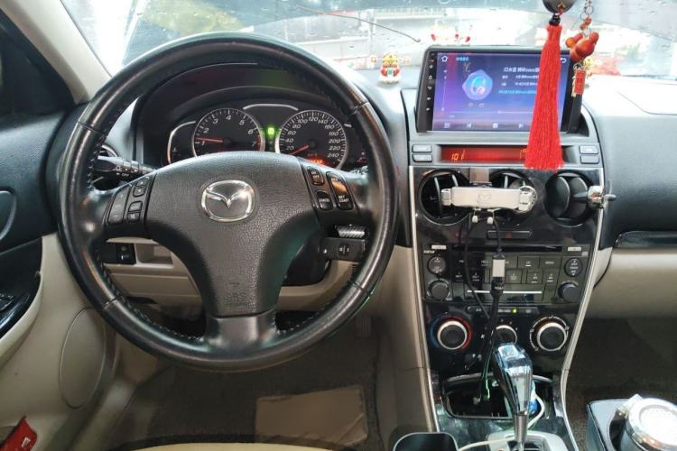 Used Mazda 6 2011 2.0L Automatic Fashion Edition Center Console