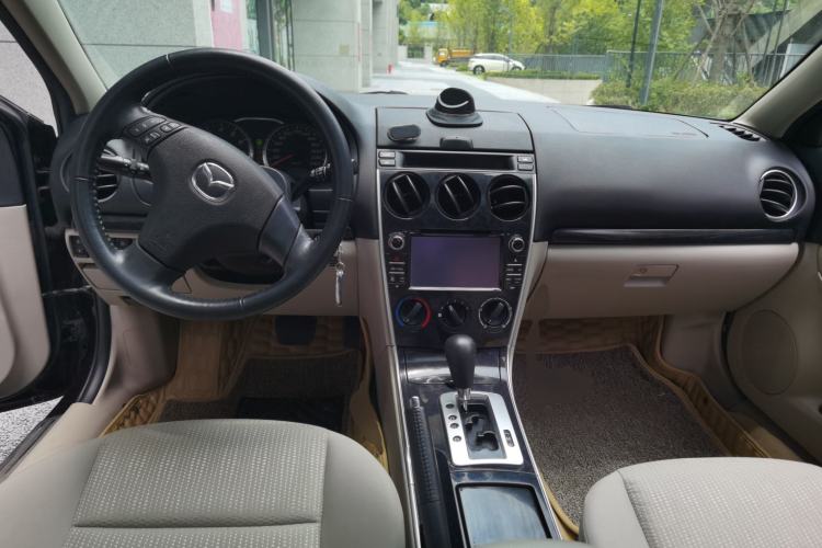 Used Mazda 6 2011 2.0L Automatic Fashion Edition Center Console