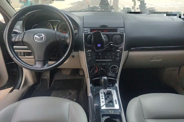 Used Mazda 6 2011 2.0L Automatic Fashion Edition Center Console