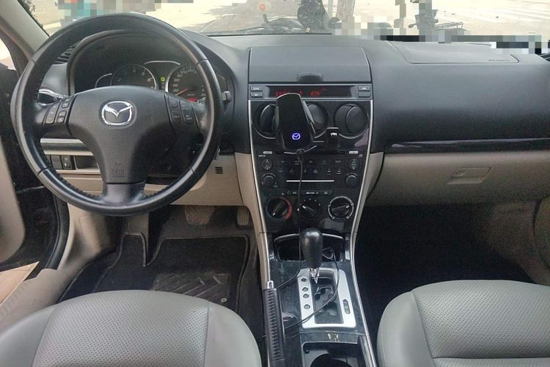 Used Mazda 6 2011 2.0L Automatic Fashion Edition Center Console