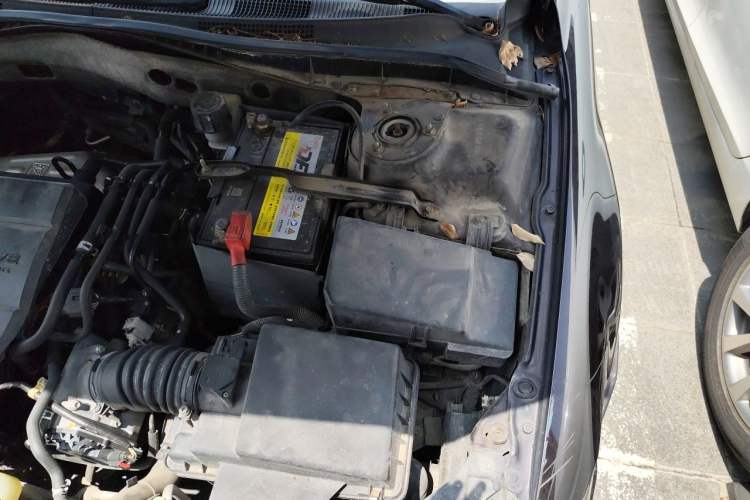Used Mazda 6 2011 2.0L Automatic Fashion Edition Engine Bay Left