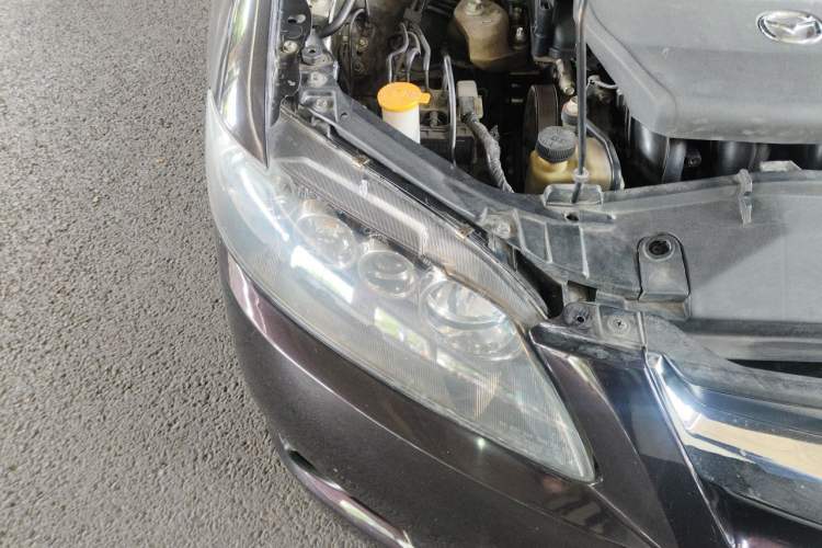 Used Mazda 6 2011 2.0L Automatic Fashion Edition Engine Bay Right