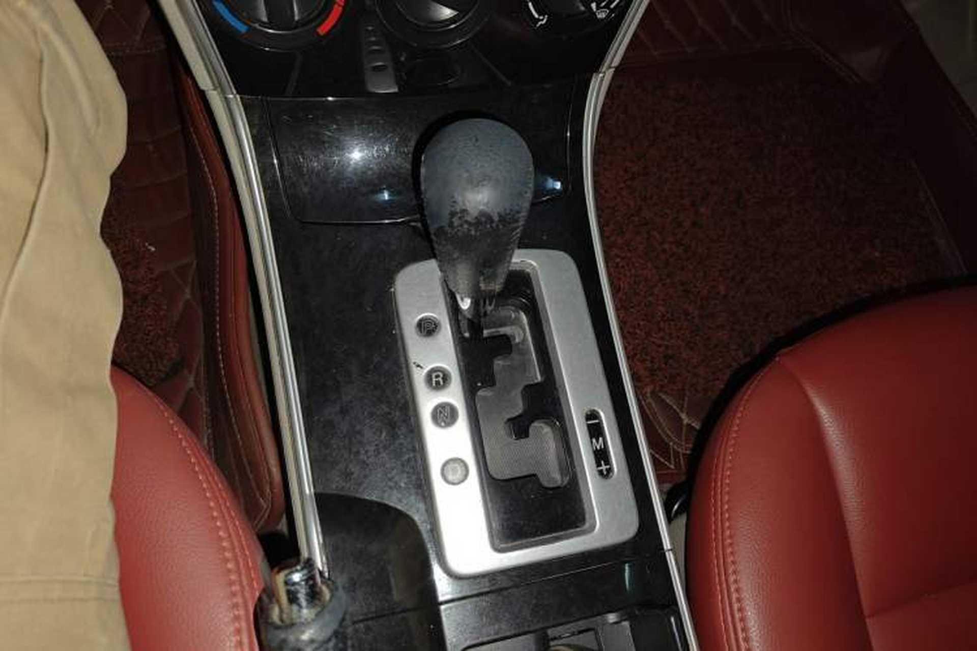 Used Mazda 6 2011 2.0L Automatic Fashion Edition Gear Lever