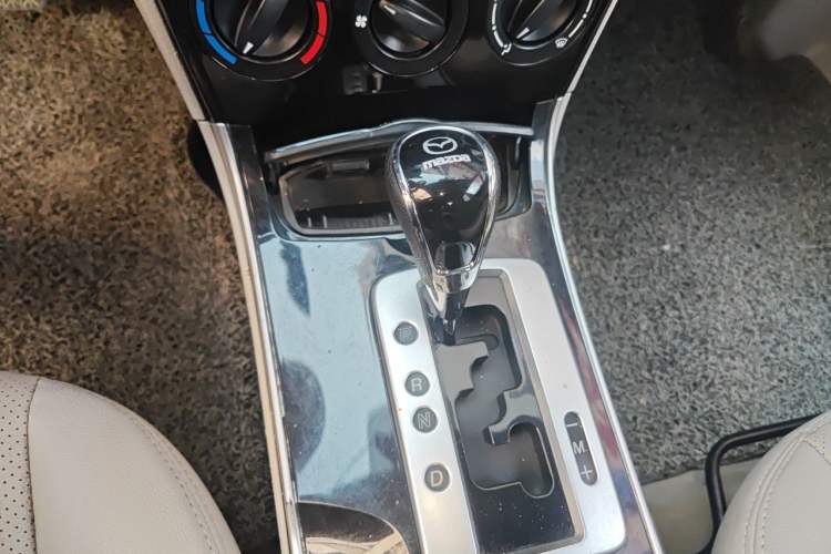 Used Mazda 6 2011 2.0L Automatic Fashion Edition Gear Lever