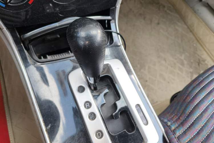 Used Mazda 6 2011 2.0L Automatic Fashion Edition Gear Lever