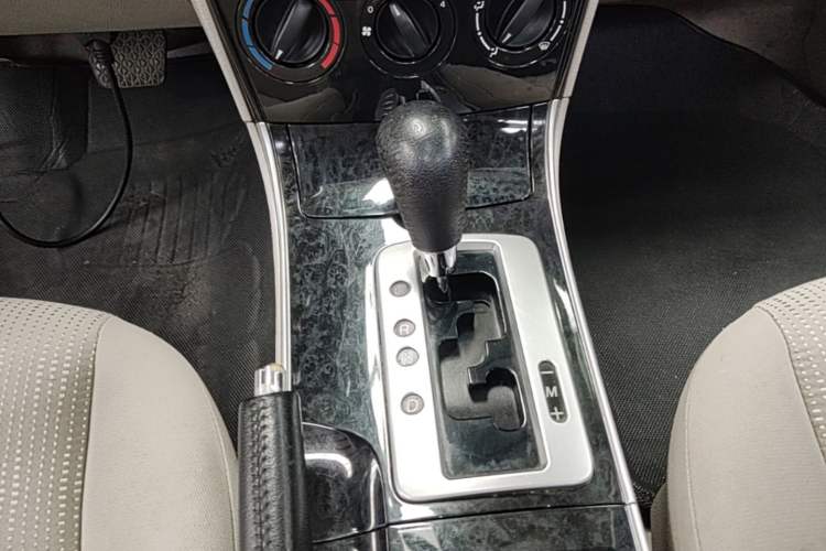 Used Mazda 6 2011 2.0L Automatic Fashion Edition Gear Lever