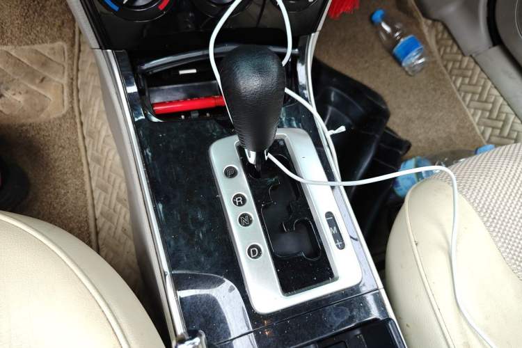 Used Mazda 6 2011 2.0L Automatic Fashion Edition Gear Lever