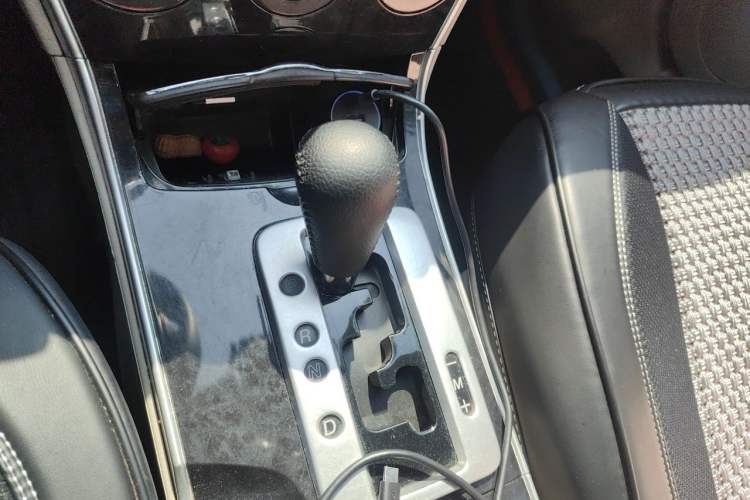Used Mazda 6 2011 2.0L Automatic Fashion Edition Gear Lever